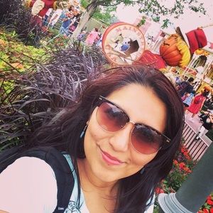 Meet your Posher, Veronica
